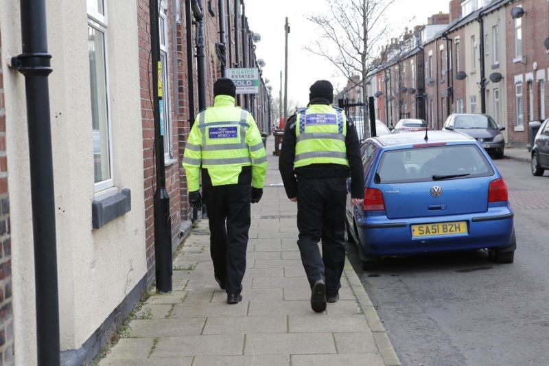 Other image for Police flood town centre in crackdown